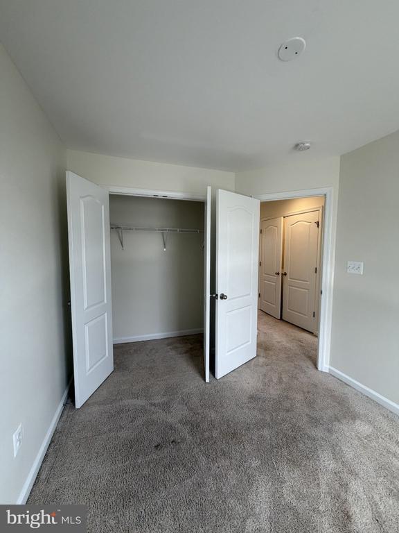 Building Photo - 40 Orch Grn Dr