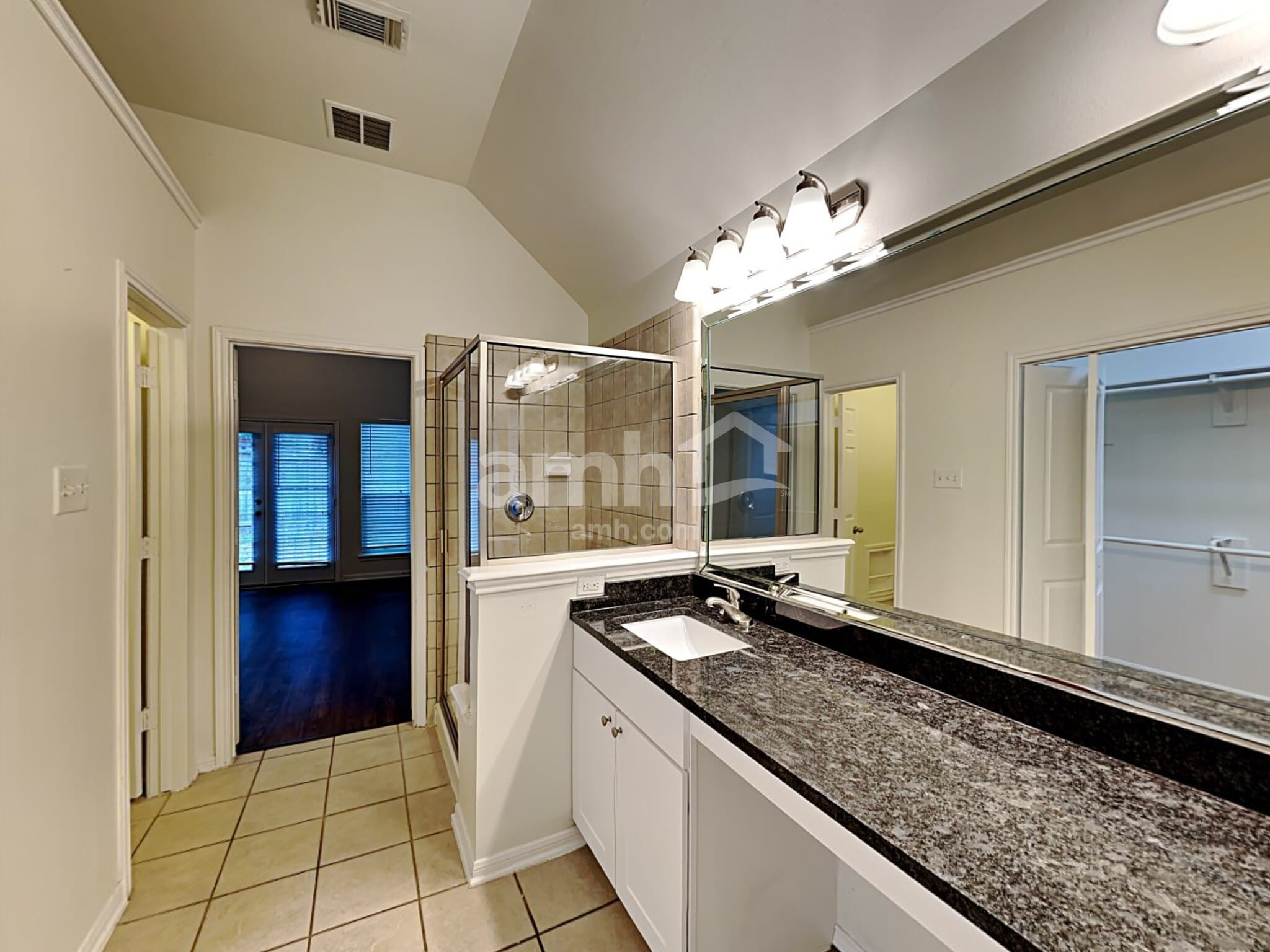 Building Photo - 15207 Henderson Point Dr