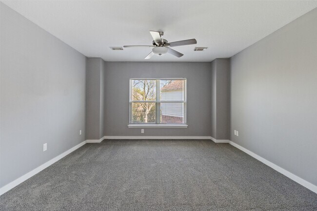 Building Photo - 3904 Ivywood Dr