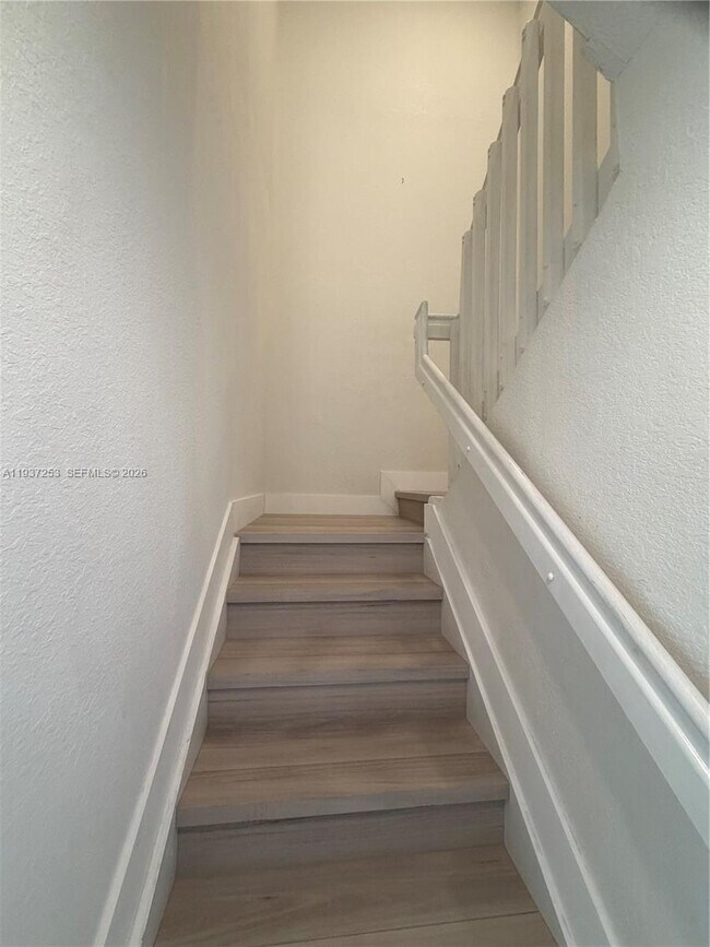 Building Photo - 10901 NW 83rd St