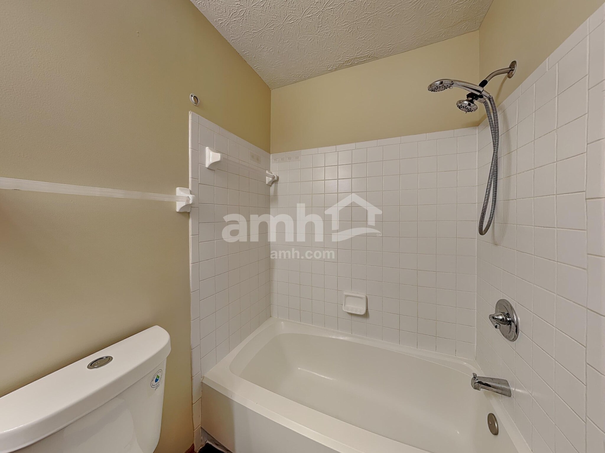 Building Photo - 4633 Stratford Ln