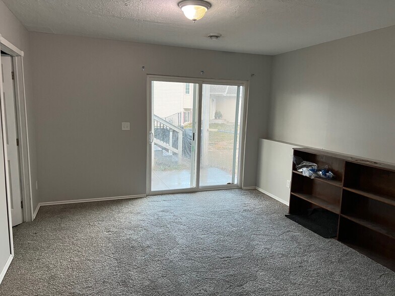 Building Photo - 1000 Chestnut St