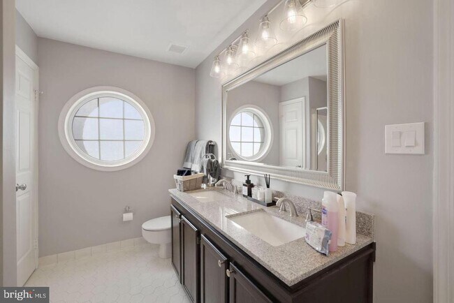 Building Photo - 46652 Clearview Terrace