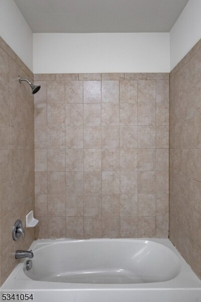 Building Photo - 15 Park Dr