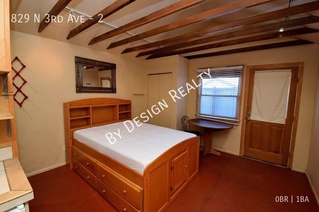 Building Photo - Casita Guest House - Just off 4th Ave/Univ...