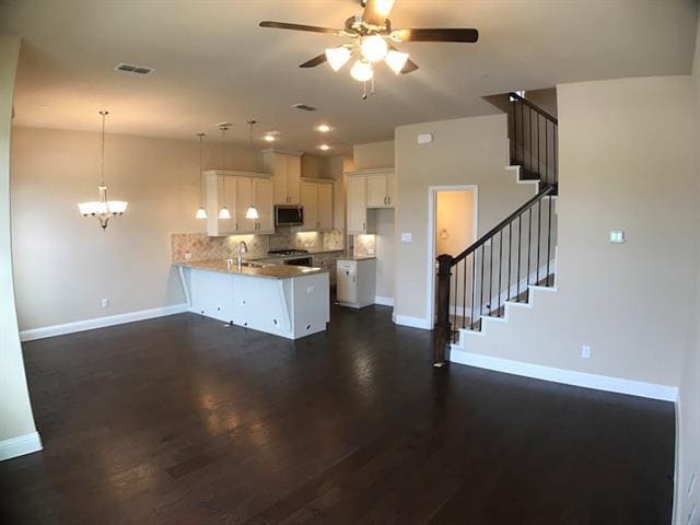 Building Photo - 6156 Rilla St