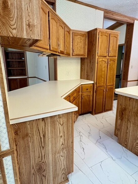 Building Photo - 3150 W McKinley Rd