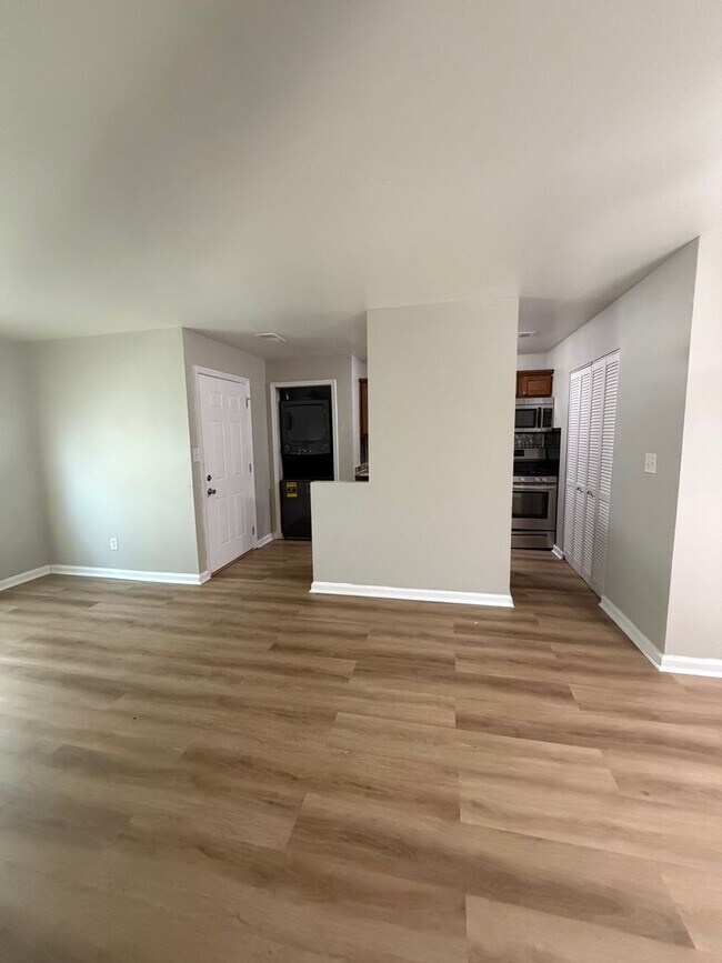 Building Photo - 8951 Brigadier Dr