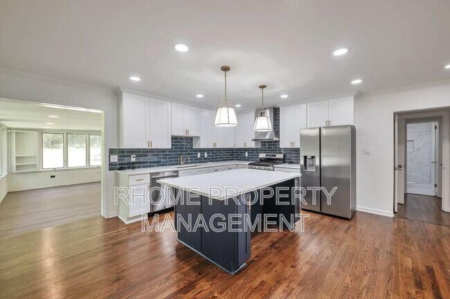 Building Photo - 1332 Willis Mill Rd SW