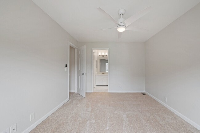 Building Photo - Convent Park Apartments