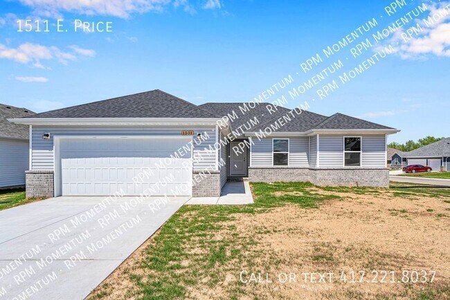 Primary Photo - 1511 E. Price-