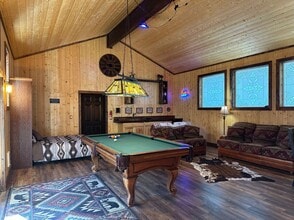 Building Photo - Studio Apartment in Deschutes River Woods