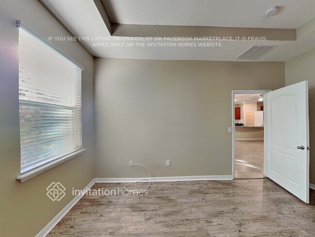 Building Photo - 11604 Warren Oaks Pl