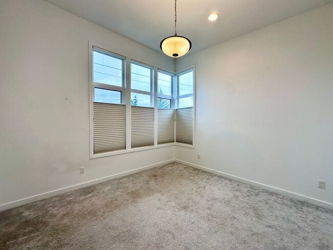 Building Photo - Exceptional Modern 3-Story Single-Family Home Near Woodstock