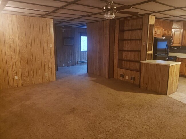 Building Photo - Rustic 1 Bedroom Single Family Home in Elizabethtown!