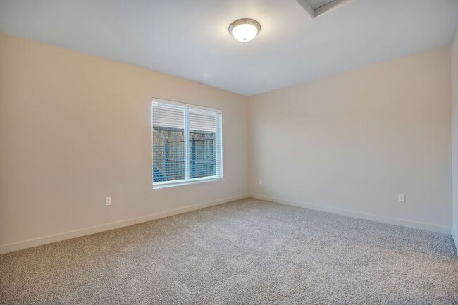 Building Photo - 2503 Ronan St