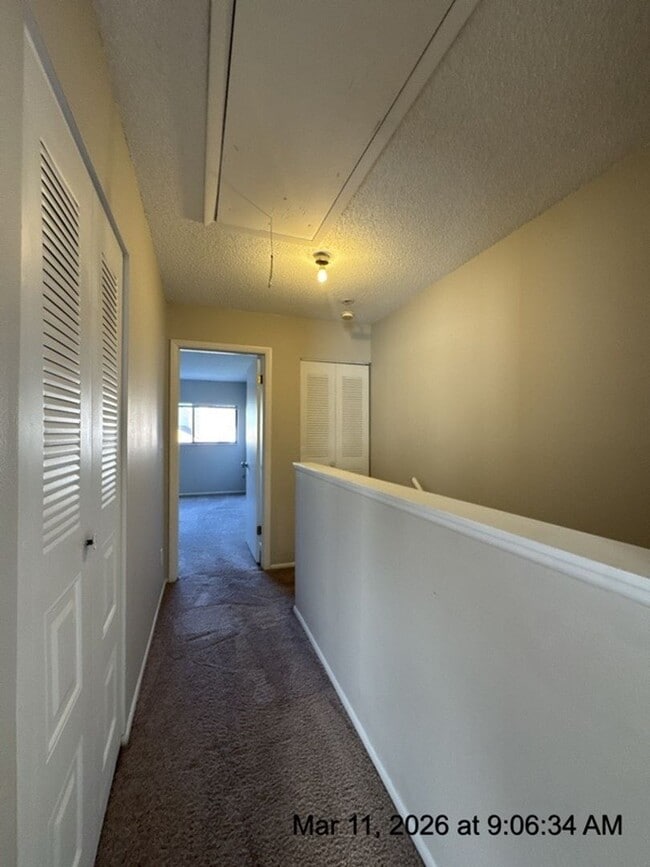 Building Photo - Daytona Beach 2/2.5 townhome