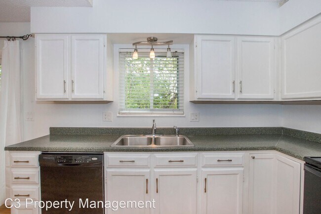 Building Photo - 4 br, 2 bath House - 910 49th Ave Court