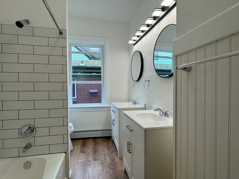 Building Photo - 21 Howard St