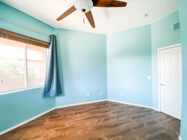 Building Photo - Beautiful 3 Bed/2 Bath home!