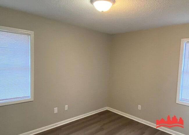 Building Photo - Welcome to 1703 Scottswood Street!
