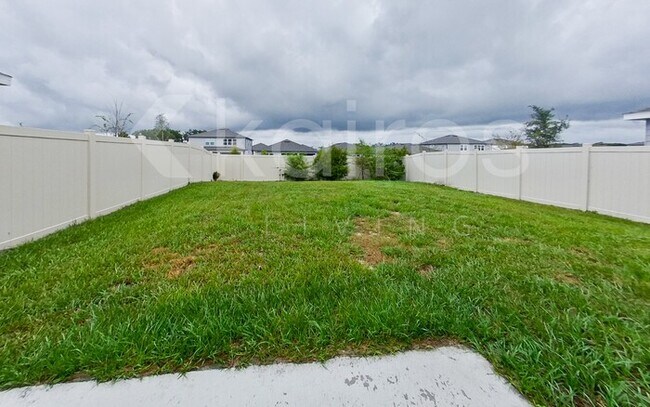 Building Photo - 4451 SW 85 Ln