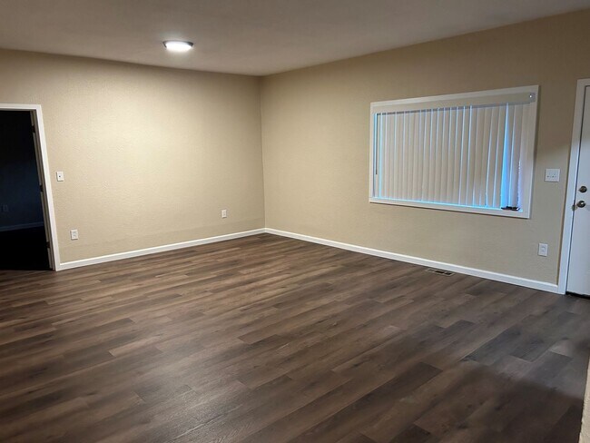 Building Photo - JUST REDUCED – ACT FAST!