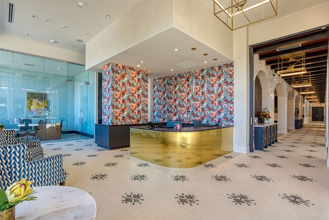 Building Photo - Alexan Waterloo