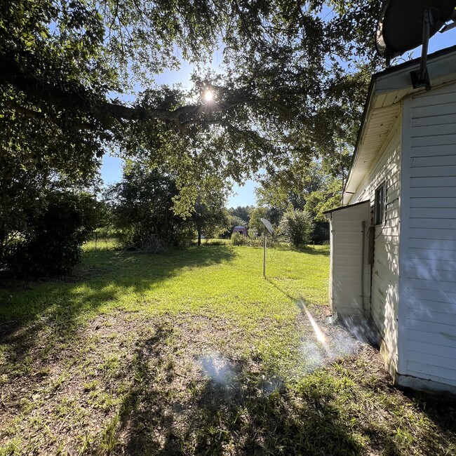 Building Photo - 3401 LA-121