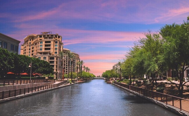 Building Photo - 2400 N 71st St