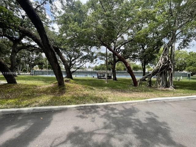 Building Photo - 9441 Live Oak Pl