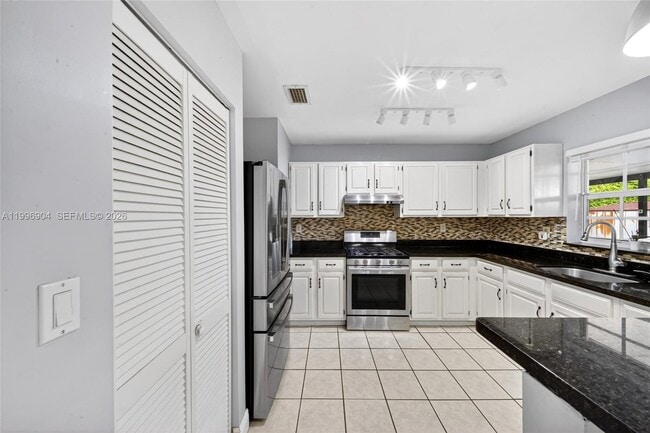 Building Photo - 10741 SW 153rd St