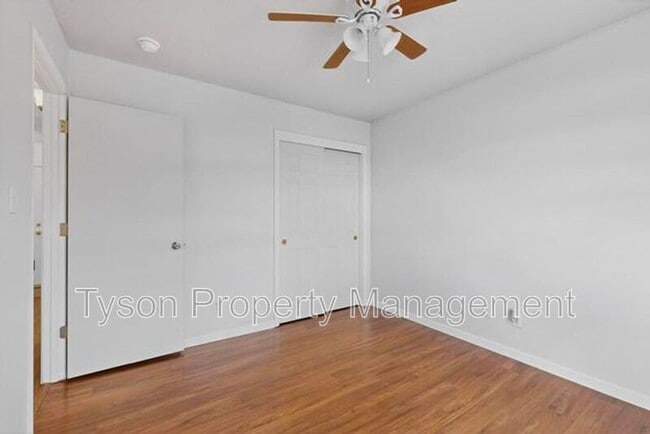 Building Photo - 11015 Connemara Dr SW