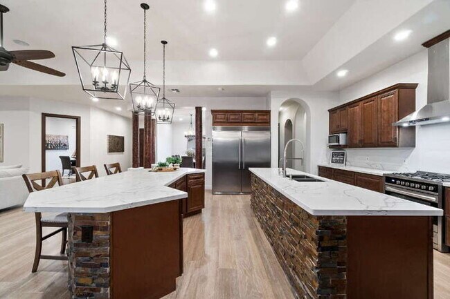 Building Photo - 36648 N 27th Ave