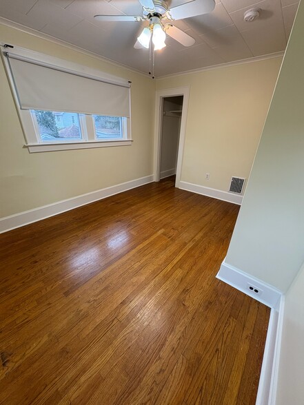 Building Photo - 415 Whittier Ave