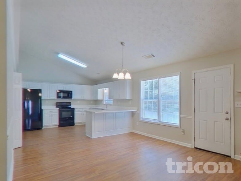 Building Photo - 255 Butler Bridge Cir