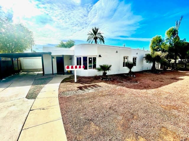 Building Photo - Renovated in the heart of Roosevelt Distri...