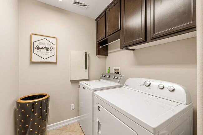 Building Photo - 81835 Golden Star Way