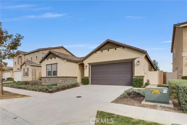 Building Photo - 3359 S Myrtle Dr