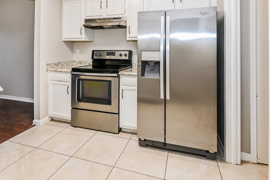 Building Photo - 11702 Tanager Dr
