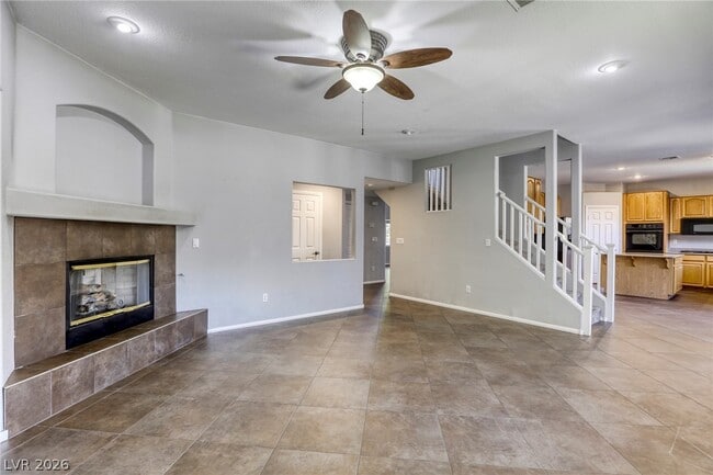 Building Photo - 756 Ezzat St