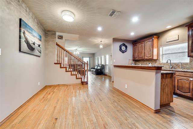 Building Photo - 1413 Snowberry Dr