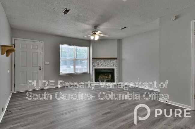 Building Photo - 144 Springwoods Lake Dr