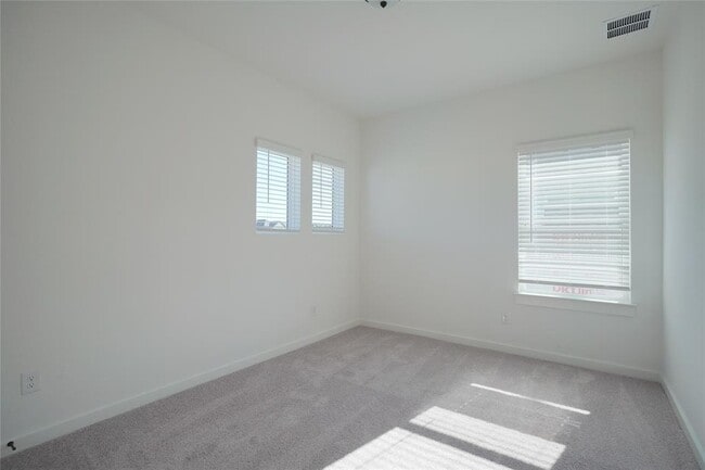 Building Photo - 1250 Roger Hanks Pkwy