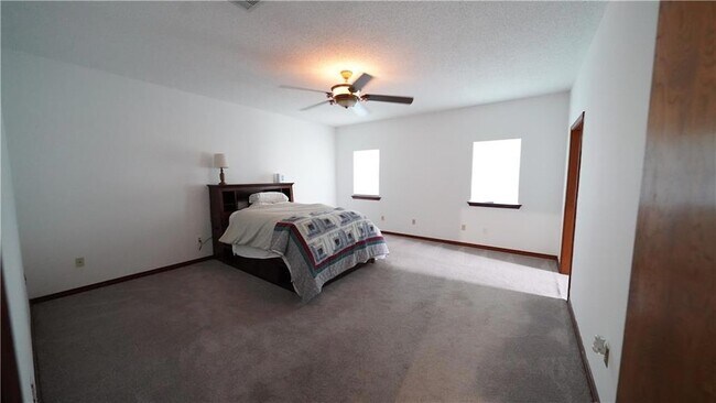 Building Photo - 155 Villere Dr