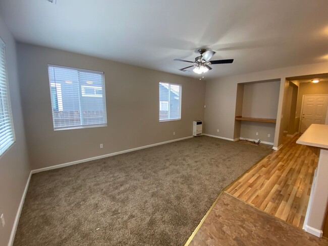 Building Photo - Sky Vista in Stead - Single Story Home wit...