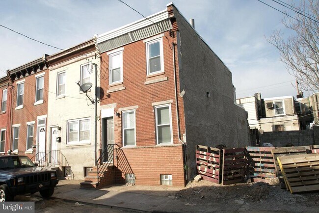 Building Photo - 1713 Fernon St