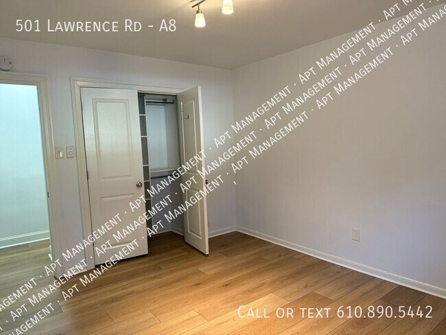 Building Photo - 501 Lawrence Rd