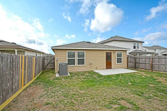 Building Photo - 458 Russian Sage