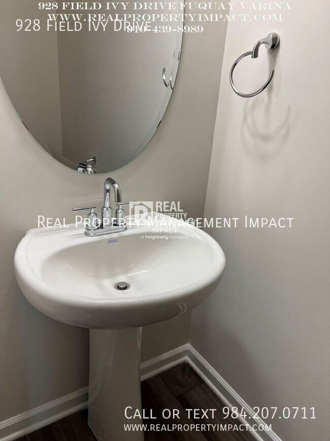 Building Photo - Newly Built 3 Bedroom 2.5 Bath, 2 Story Mo...